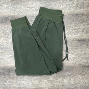 Calia by Carrie Underwood joggers